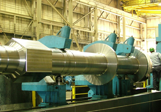 Aisi4140 42CrMo4 ชิ้นส่วนเหล็กปลอมแปลงขนาดหนัก St52 Forging Steel Products