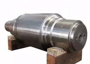 Die Forging 42crmo4 4140 เพลาเหล็กแบนหัวต่างๆ 1045 Carbon Steel Shaft