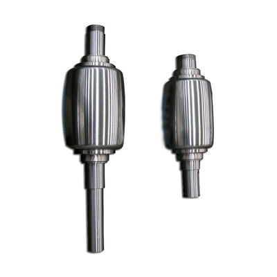 การตีเหล็กเพลาขับยาว Sae4340 Sae4140 42crmo4 เพลาโลหะผสมเหล็ก Spline